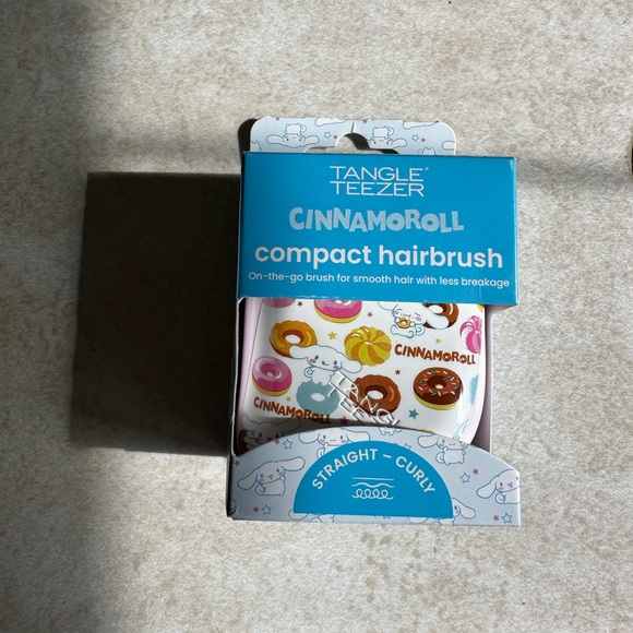 NEW Tangle Teezer Compact Hairbrush Cinnamoroll Limited Edition - Picture 3 of 4